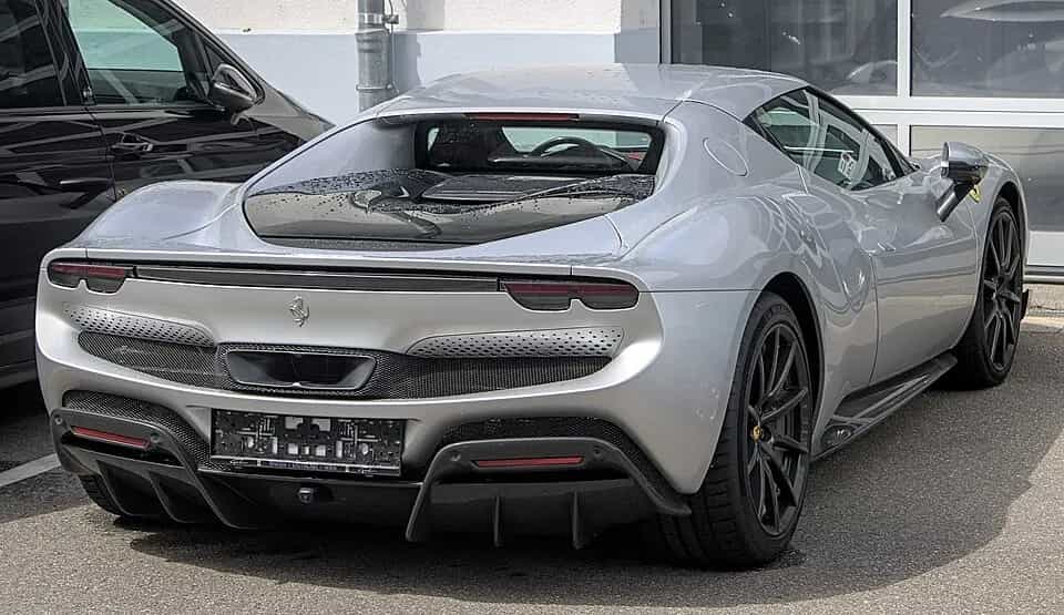Ferrari 296
