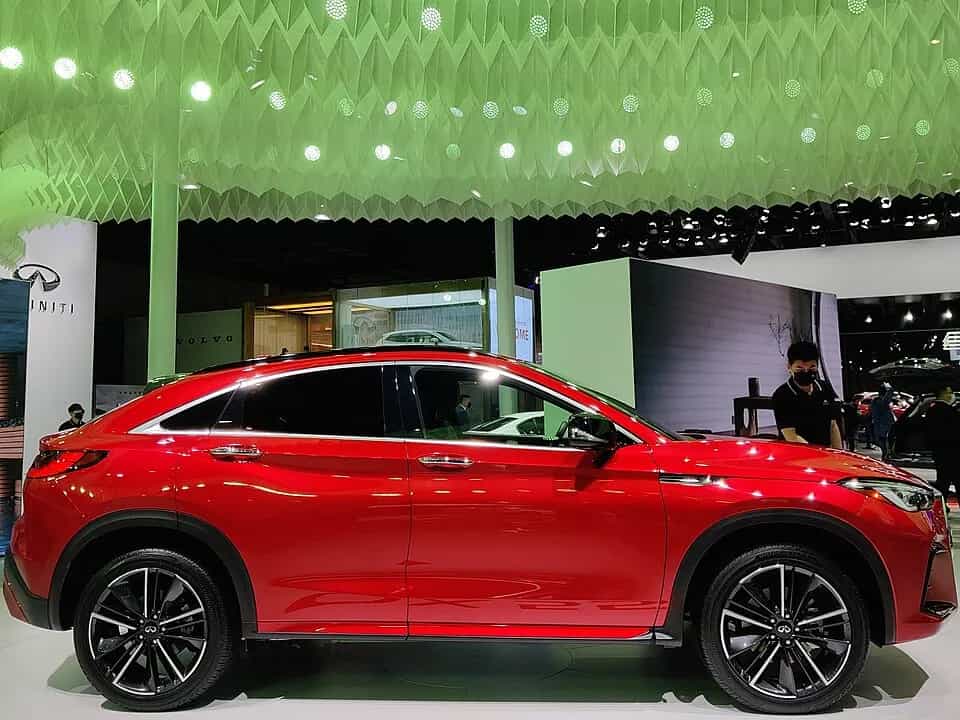 Infiniti QX55
