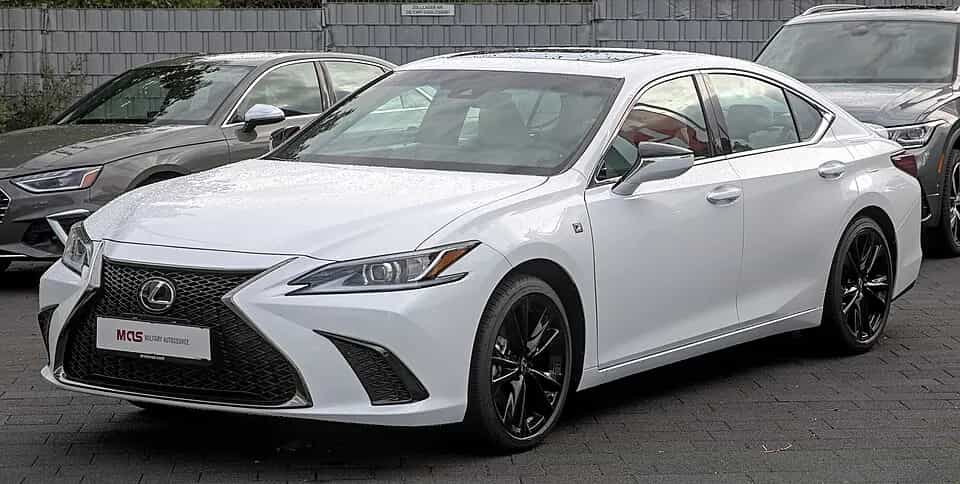 Lexus ES