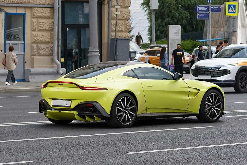 Aston Martin Vantage