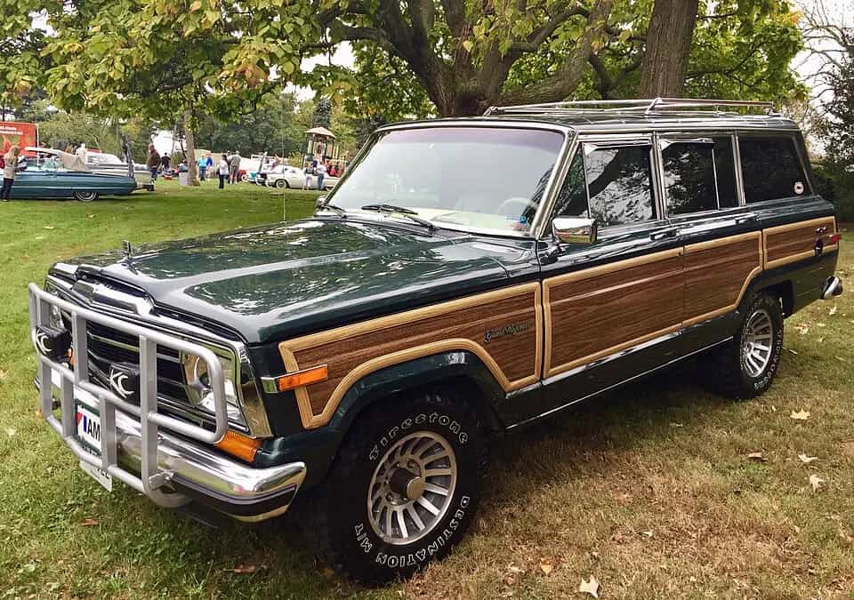 Jeep Grand Wagoneer